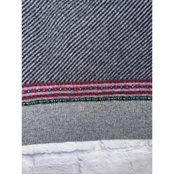 Brooks Brothers Men’s 100% Lambs Wool Multi Color V Neck Sweater Size XL - Picture 8 of 8